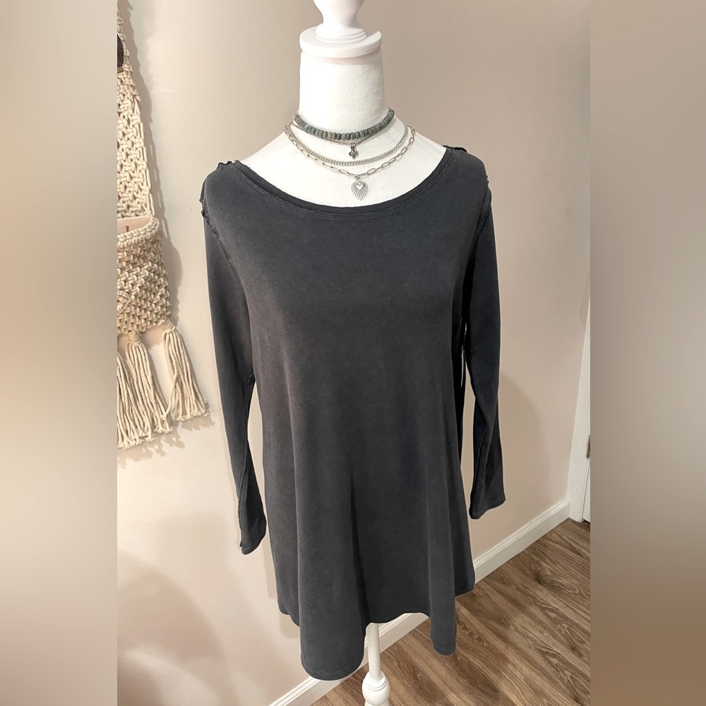 We The Free by Free People Gray Tunic. Size Small.